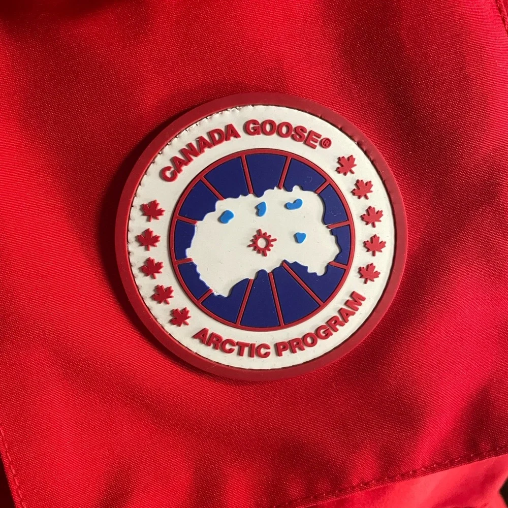 Canada Goose X Angel Chen vest - Picture 8 of 14